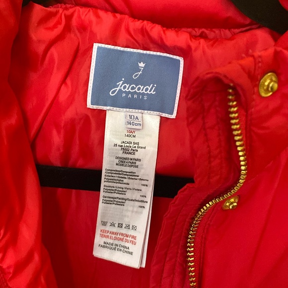 Fuchsia colored, girls puffer coat from Jacadi. Lightly worn. - Picture 2 of 9